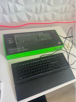Razer Ornata v3 keyboard