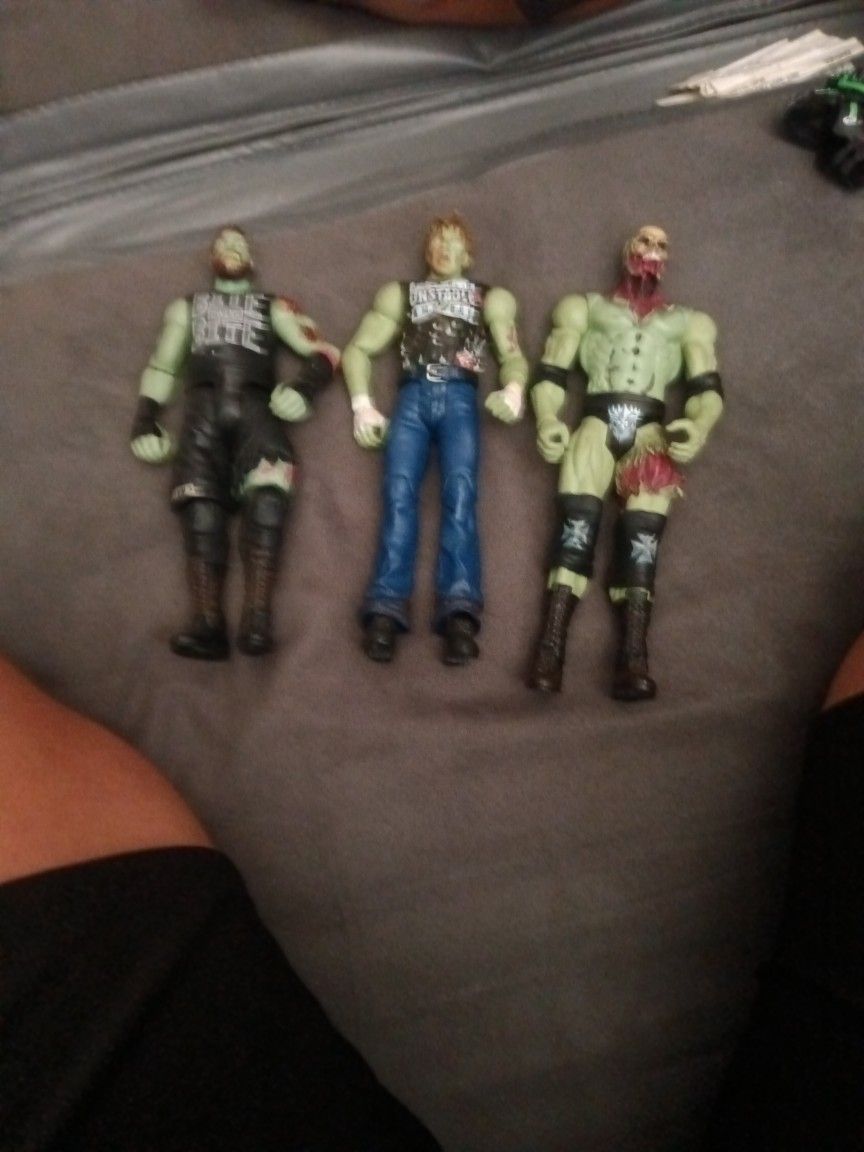 Zombie WWE Figures