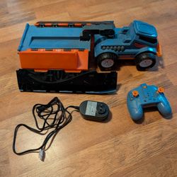 Hot wheels R/C  Trick Truck