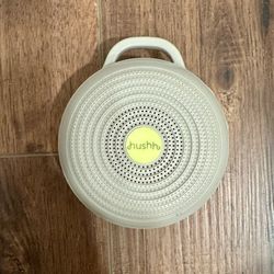 Hushh Portable Sound Machine by Marpac