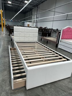 Twin/twin Size White Trundle W Orthopedic Mattress Included