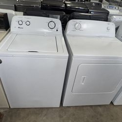 AMANA MADE BY WHIRLPOOL WASHER AND DRYER SET
