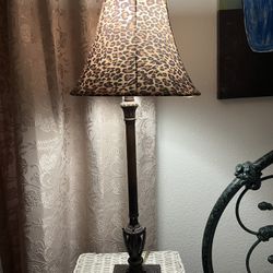 2 Desk Lamps