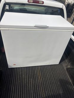 Deep Freezer Works Well