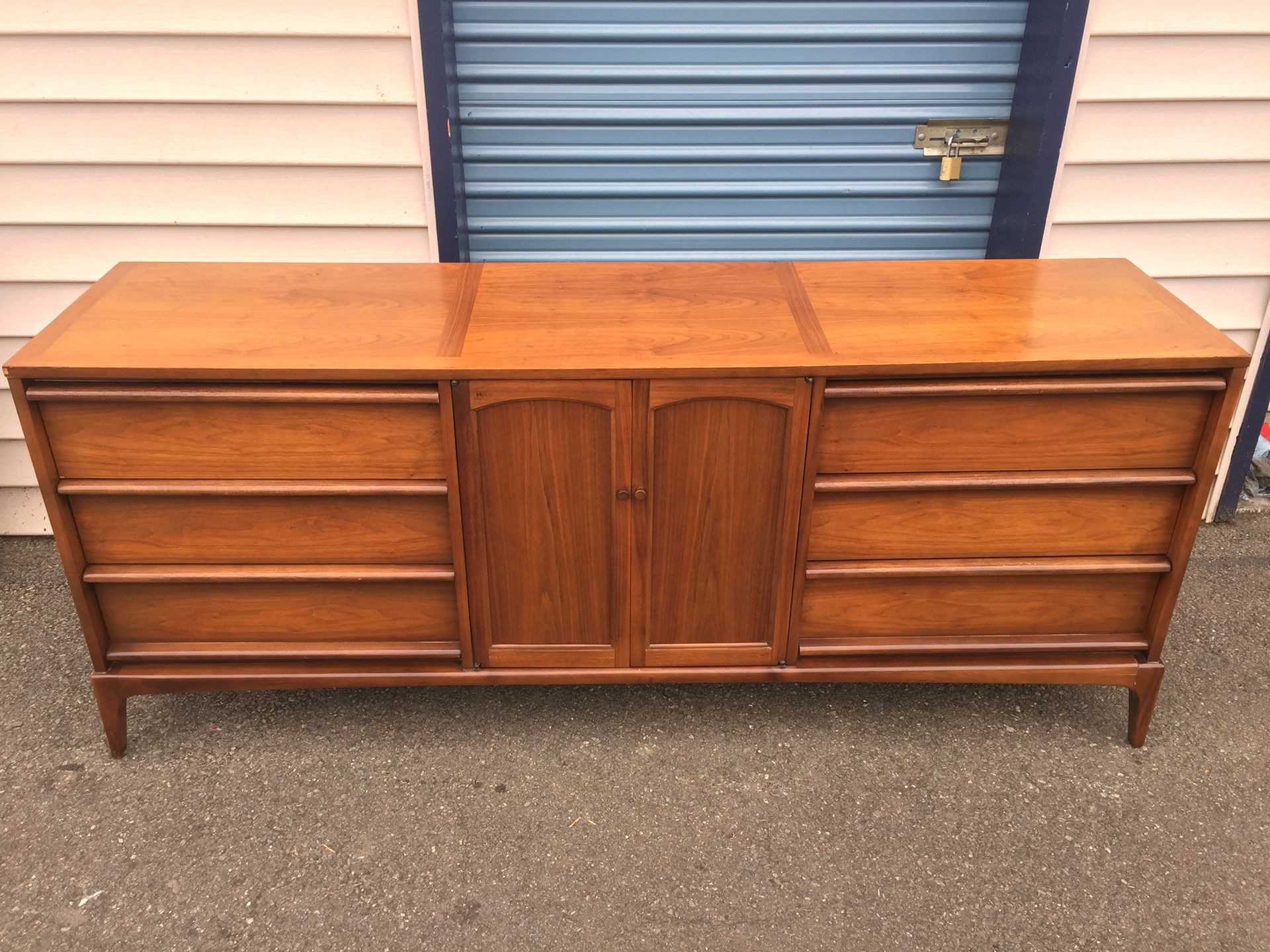 Vintage Mid Century Lane Altavista Triple Dresser with Matching Wall