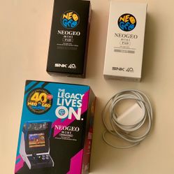 Neo Geo Mini and 2 controllers bundle