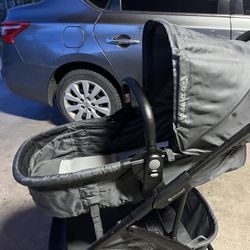 Comes With Car Seat As Well 