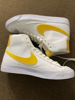 Nike blazers size 7y
