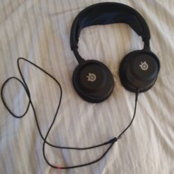 SteelSeries Arctis Nova Use Like New