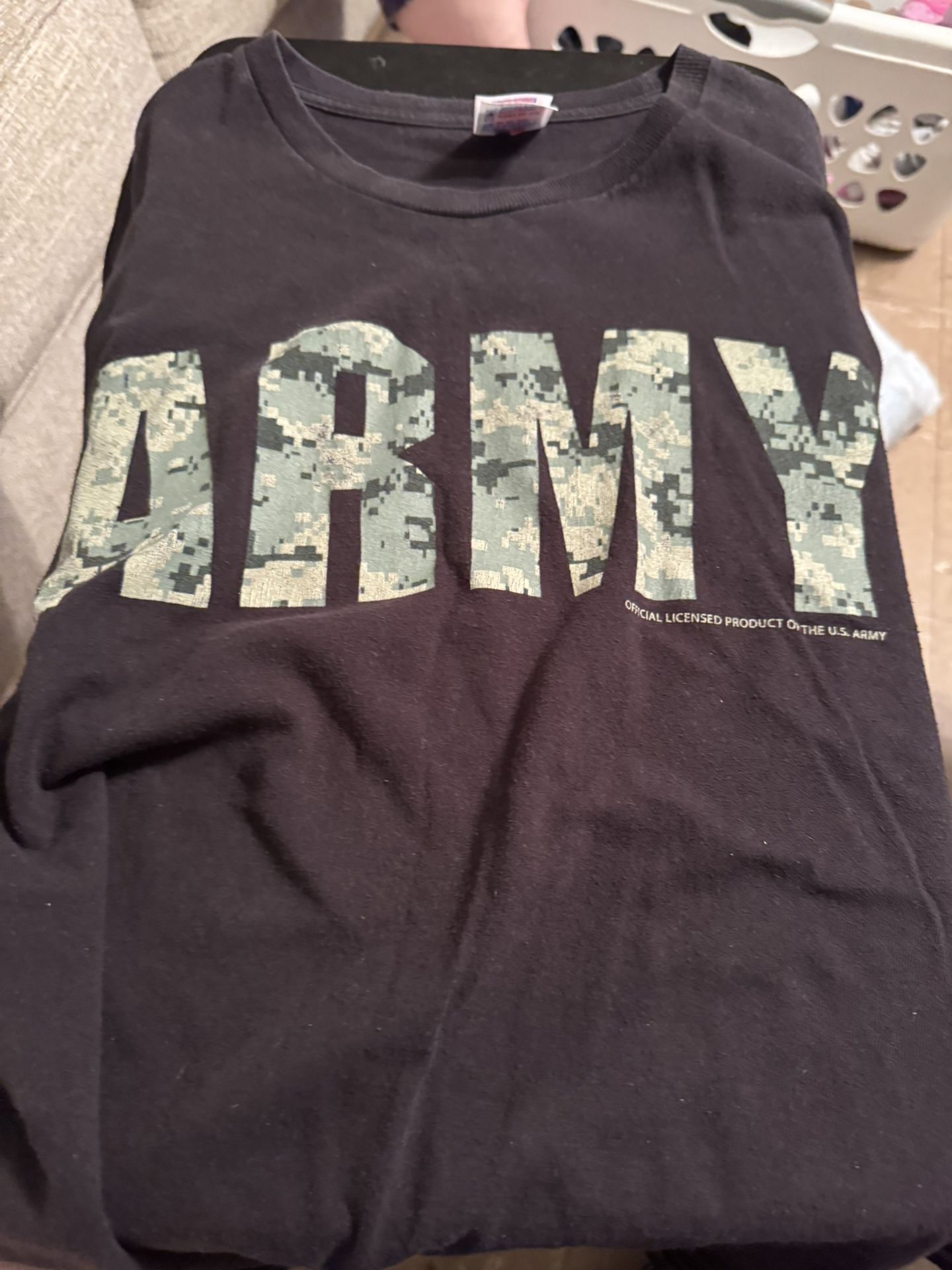 TEE SHIRT
