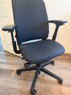 Steelcase Amia - need Cylinder change