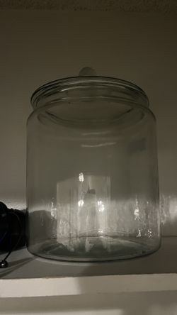 Glass jar