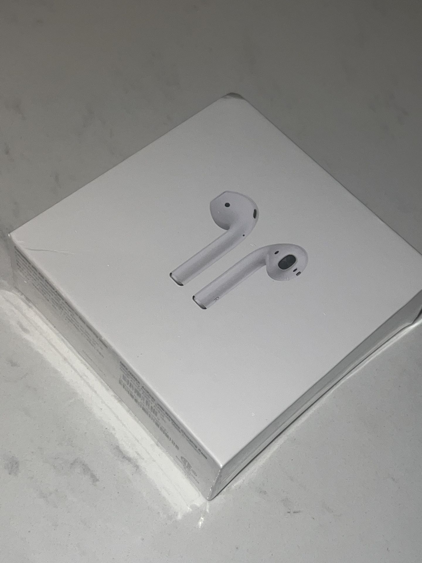AirPods