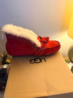 Uggs shoes