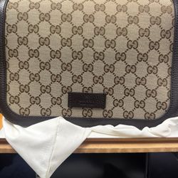 Gucci GC CANVAS Flap Messenger Bag