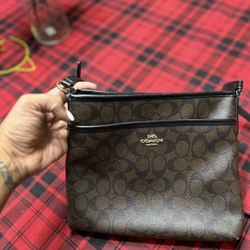 Beautiful Coach Crossbody