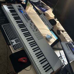 Arturia Keylab 88 Key Weighted Midi Controller