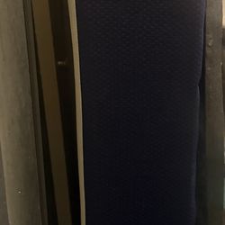 Queen size mattress and mattress box used