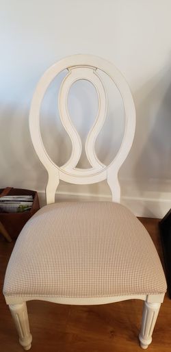 Set of 4 wooden dining chair