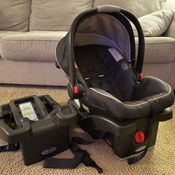 Graco Infant Car seat And Bases 