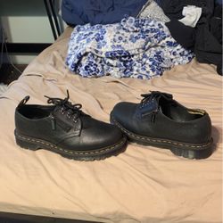 Doc Martens low Style 