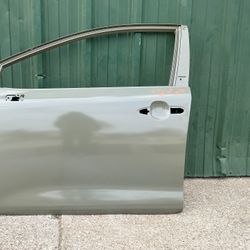 2020 2025 Toyota Corolla Left Front Door Oem 
