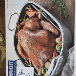 Brand new Roasting Pan