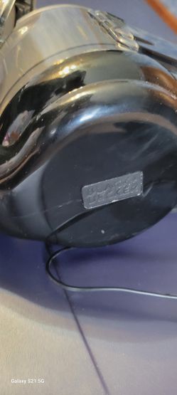 BLACK+DECKER BDH2000PL MAX Lithium Pivot Vacuum, 20-volt for Sale in  Rosemead, CA - OfferUp
