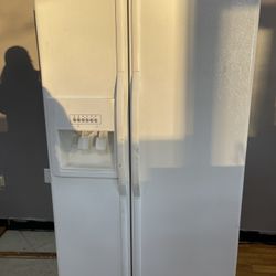 Whirlpool White Refrigerator 