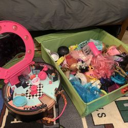 LOL Dolls and Accessories 