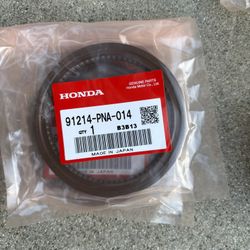Rear Main Seal: Honda K-Series