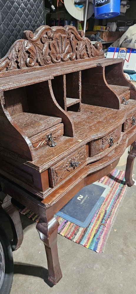 Worm wood desk