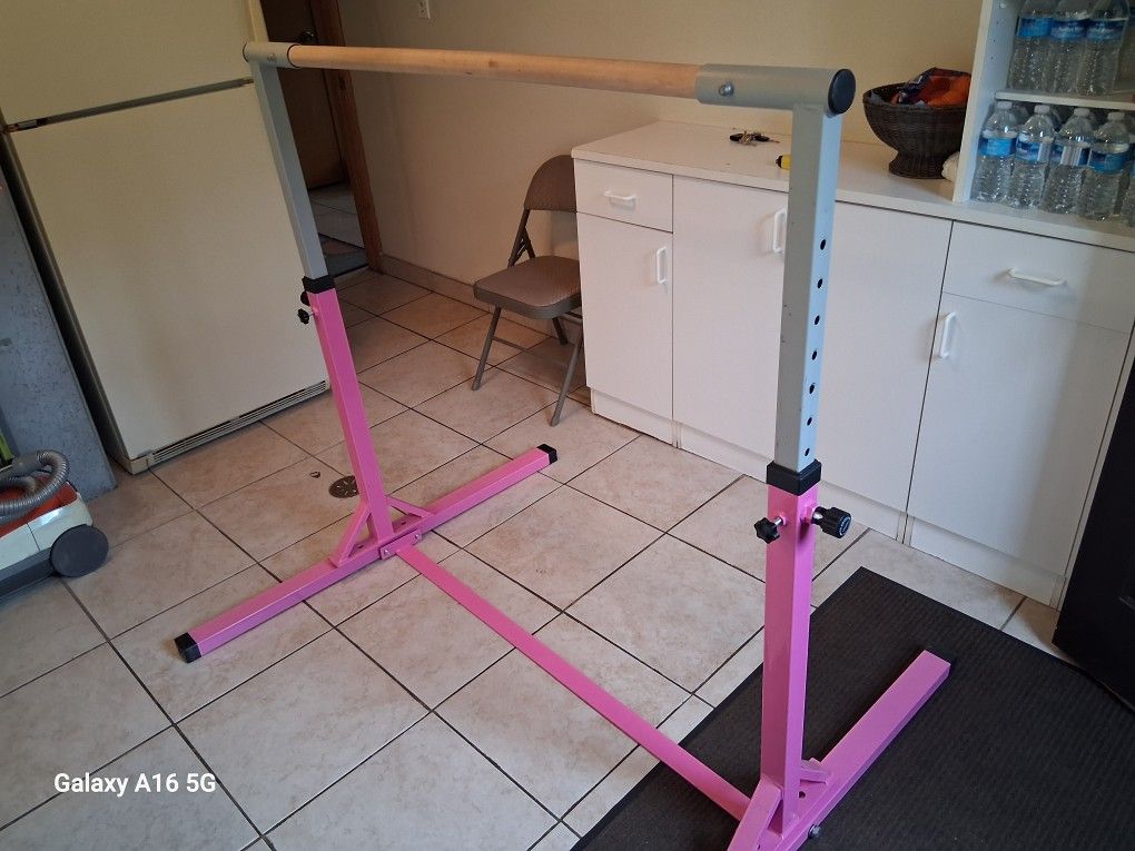 Gymnastics Kip Bar
