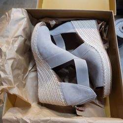 Gentle Souls Tan Colleen Cross Elastic Back Zip Espadrilles Wedge Sandels 9.5