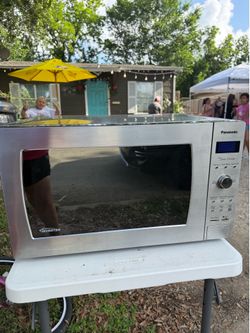 Microondas de cocina grande