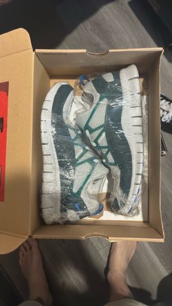 Nike huarache light size 9.5 new