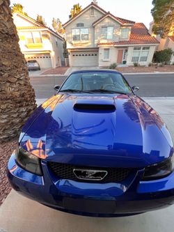 2004 Ford Mustang