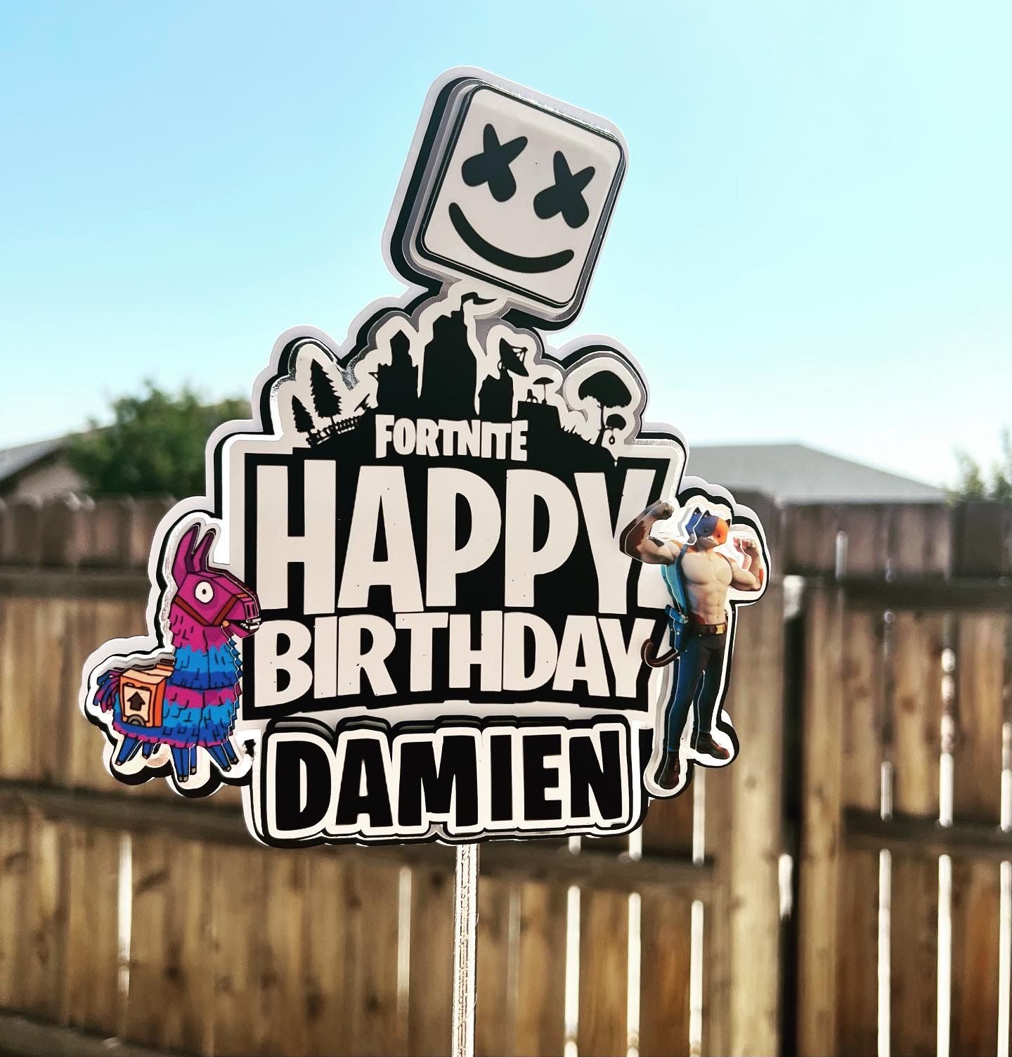 FORTNITE    DJ Marshmello Cake Topper 