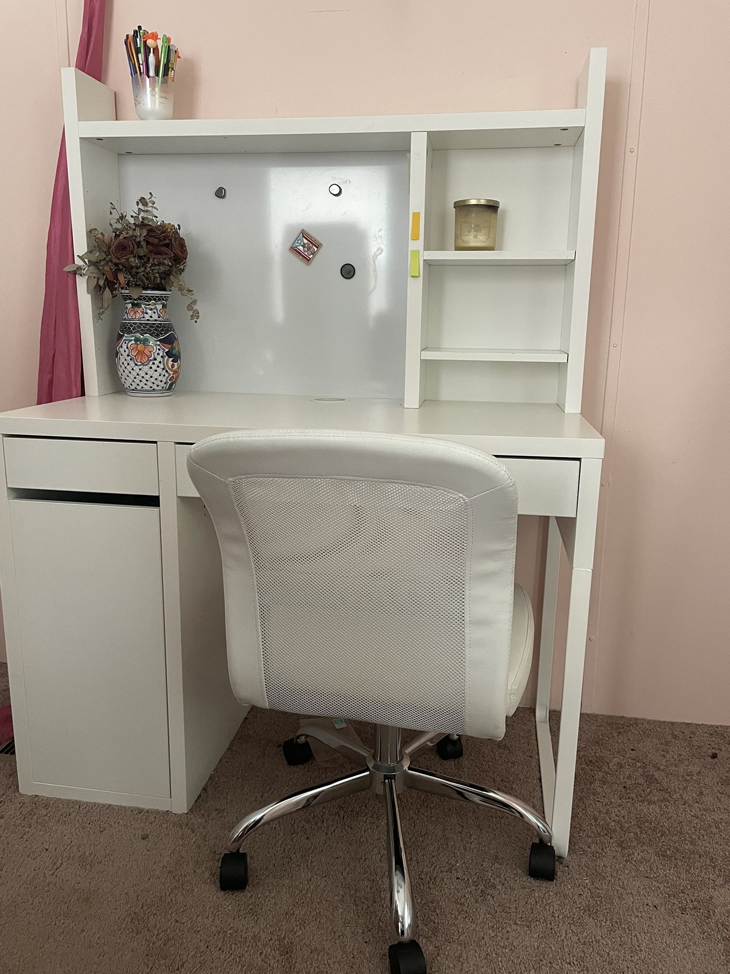 White Study Desk And Chair 