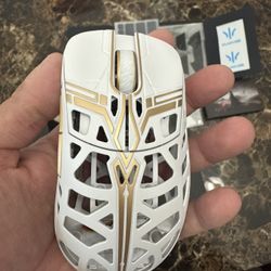 Wireless Gaming Mouse