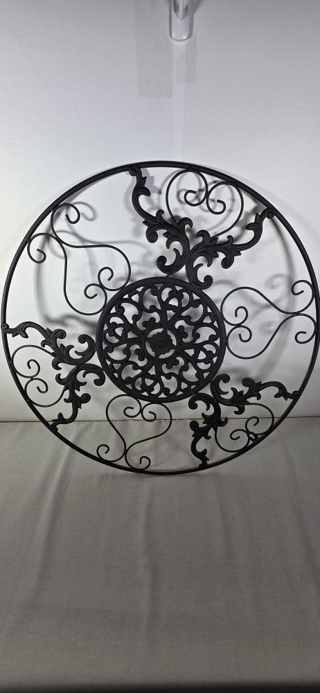 Metal ring, Black Home Wall Decor - Dimensions 36 in