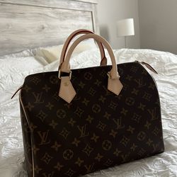Louis Vuitton Gift/Storage Box for Sale in Las Vegas, NV - OfferUp