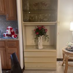 TV   Unit  I Used  For Bar  And Glasses  And Storage