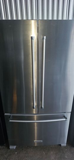 Kitchenaid Stainless High Quality French Door Bottom Freezer Refrigerator With Ice And Water Plugged In Cold