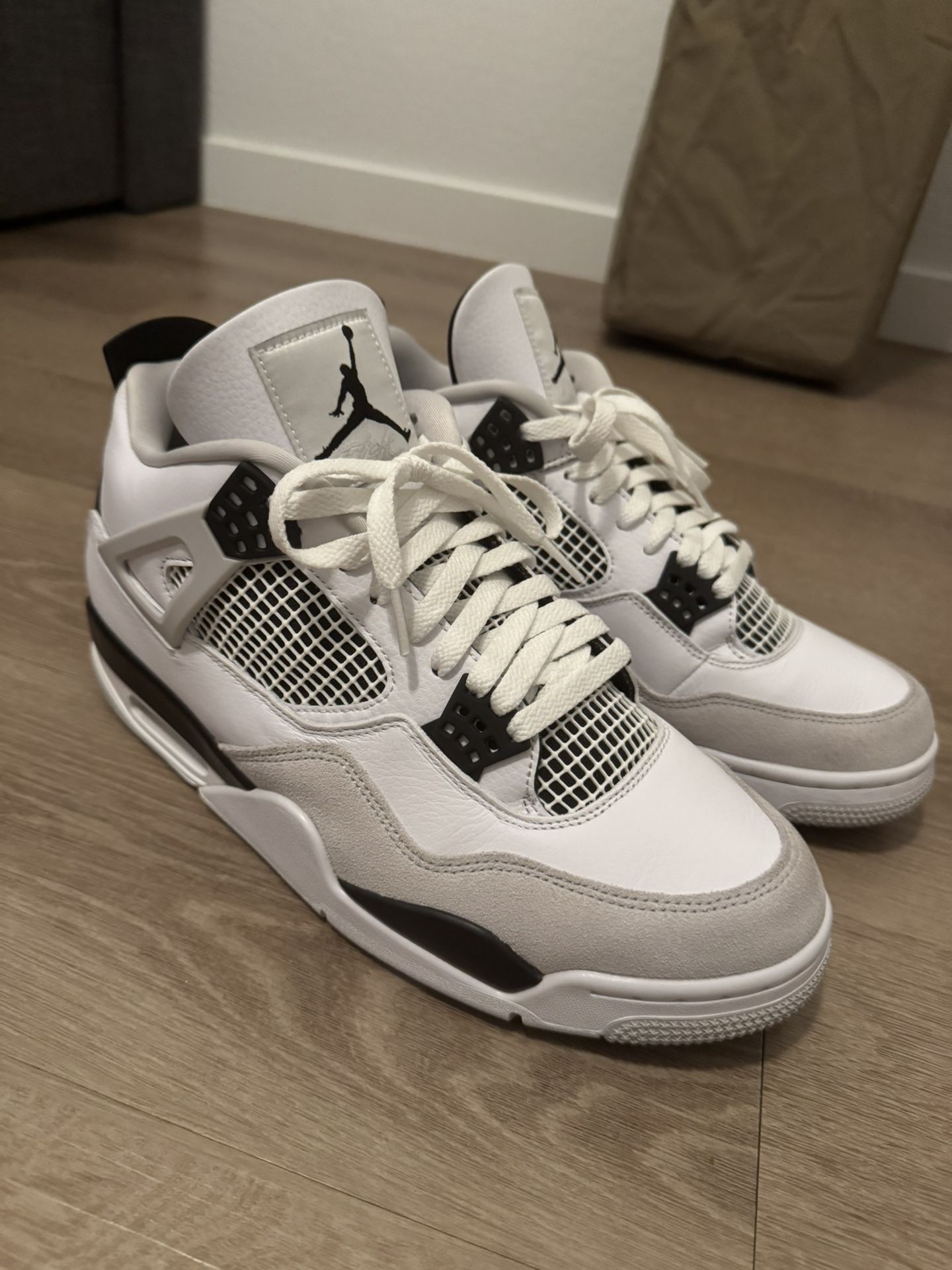 Jordan 4 Millitary Black Size 11.5 