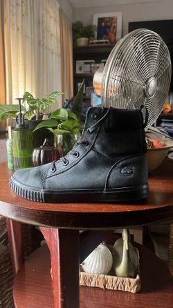 Timberland Women’s Size 9
