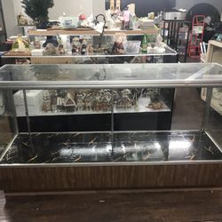 Free Free Free Free Display Cabinet 