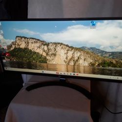 LG Monitor34" Inch Class 21:9 UltraWide Full HD IPS LED Monitor Refresh Rate 75 Up,  Model: 34UM61-P HDMI Cable Included 
