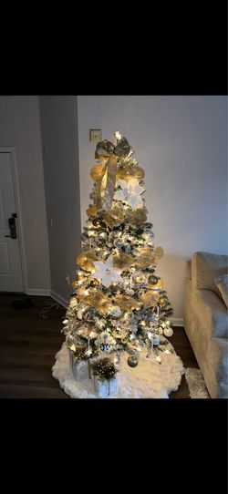 Christmas Tree 6.5 ft