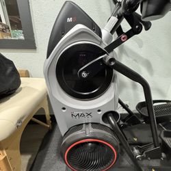 BowFlex Max Trainer M6